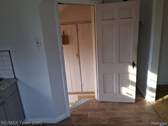 19211 Pierson Street, Detroit, MI 48219