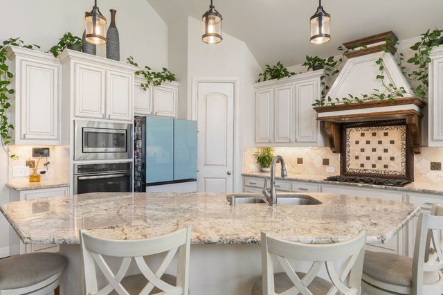 8621 Vatican Drive, Mckinney, TX 75071