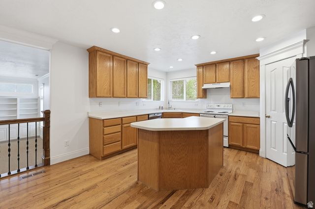 3674 W ELK VALLEY LN, South Jordan, UT 84009