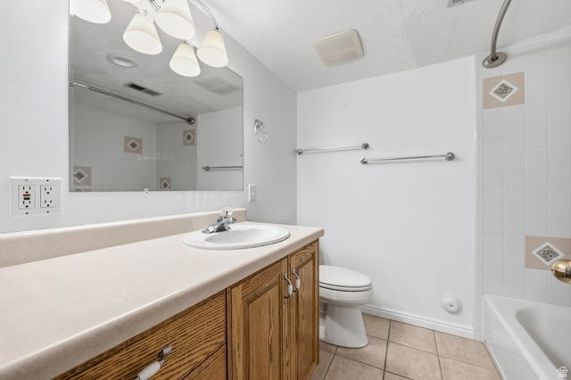 3674 W ELK VALLEY LN, South Jordan, UT 84009