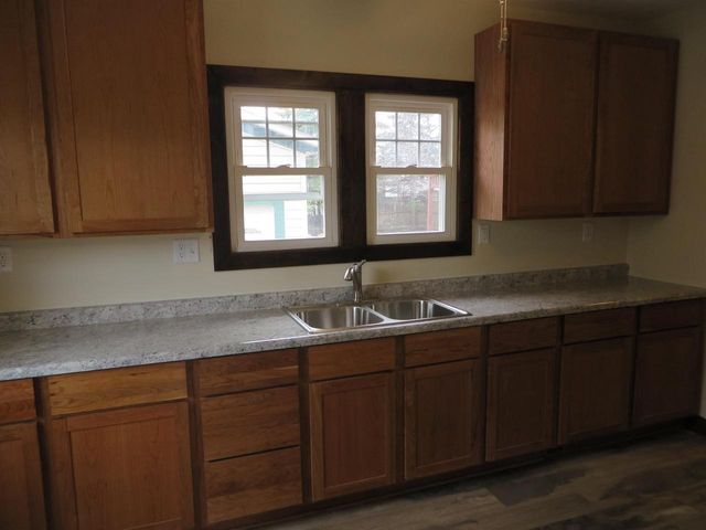 108 N Pearl Street, Janesville, WI 53548