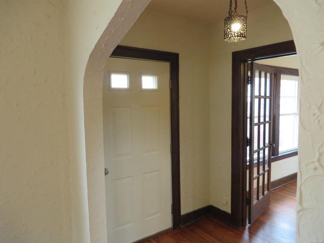 108 N Pearl Street, Janesville, WI 53548