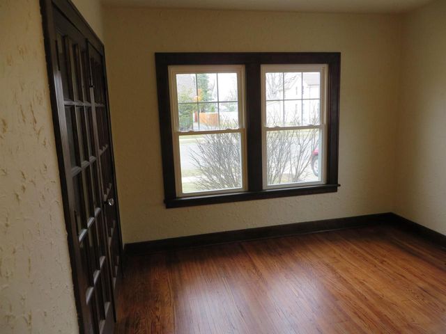 108 N Pearl Street, Janesville, WI 53548