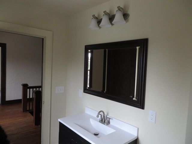 108 N Pearl Street, Janesville, WI 53548