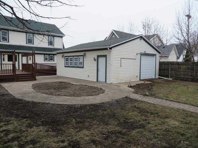 108 N Pearl Street, Janesville, WI 53548