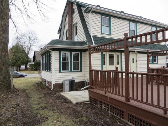 108 N Pearl Street, Janesville, WI 53548