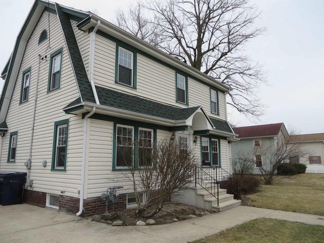 108 N Pearl Street, Janesville, WI 53548