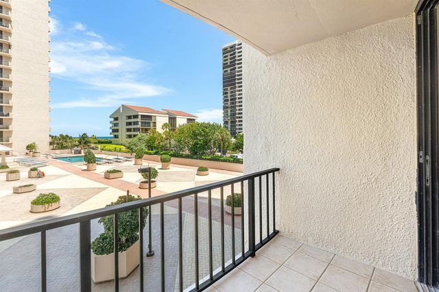 4200 N Ocean Drive 2-201, Singer Island, FL 33404
