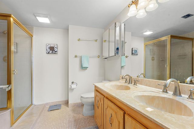 4200 N Ocean Drive 2-201, Singer Island, FL 33404