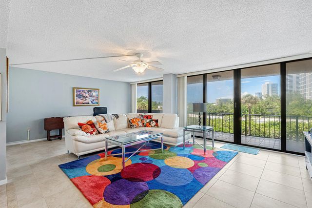 4200 N Ocean Drive 2-201, Singer Island, FL 33404