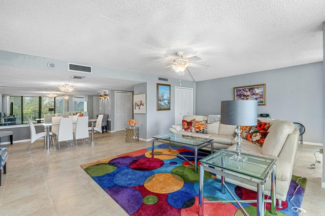 4200 N Ocean Drive 2-201, Singer Island, FL 33404