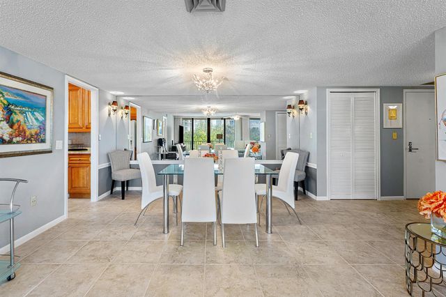 4200 N Ocean Drive 2-201, Singer Island, FL 33404