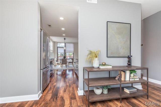 4256 Olive Street 4256, St Louis, MO 63108