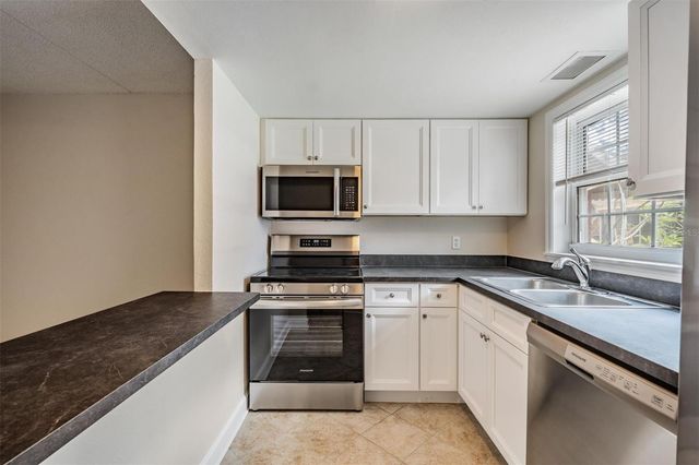 8565 12TH WAY N A, St Petersburg, FL 33702