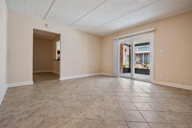 8565 12TH WAY N A, St Petersburg, FL 33702