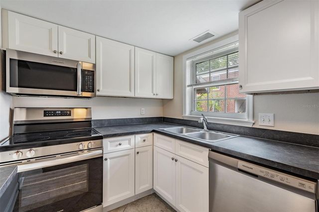 8565 12TH WAY N A, St Petersburg, FL 33702