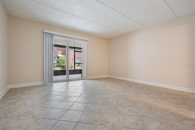 8565 12TH WAY N A, St Petersburg, FL 33702