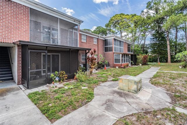 8565 12TH WAY N A, St Petersburg, FL 33702