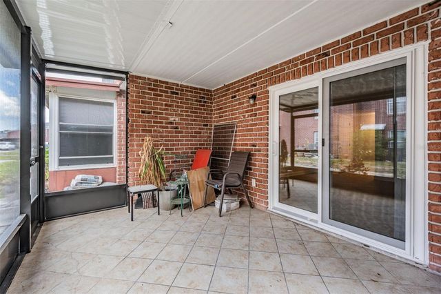8565 12TH WAY N A, St Petersburg, FL 33702