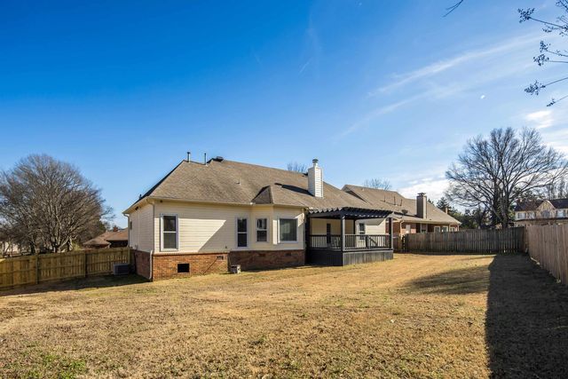 939 FALLEN OAKS DR, Collierville, TN 38017