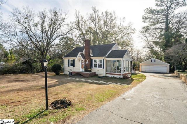 238 California Avenue, Spartanburg, SC 29303