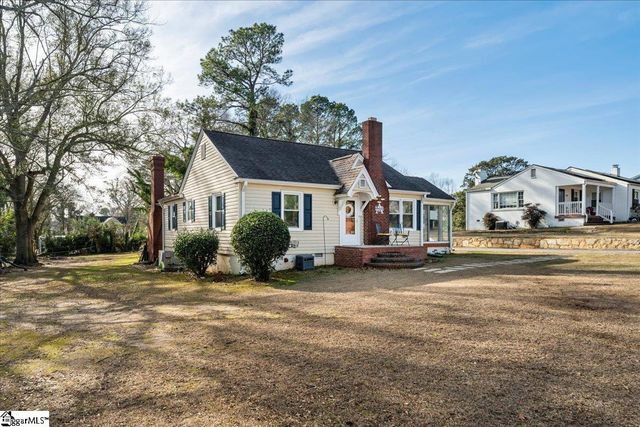 238 California Avenue, Spartanburg, SC 29303