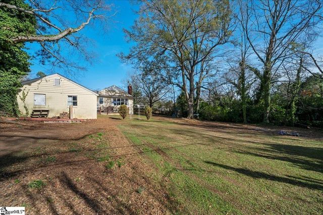 238 California Avenue, Spartanburg, SC 29303