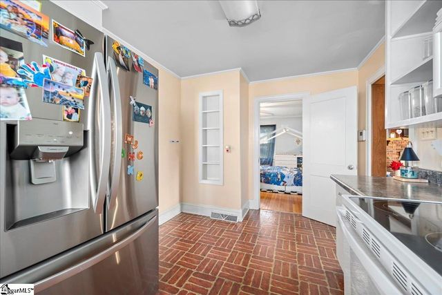 238 California Avenue, Spartanburg, SC 29303