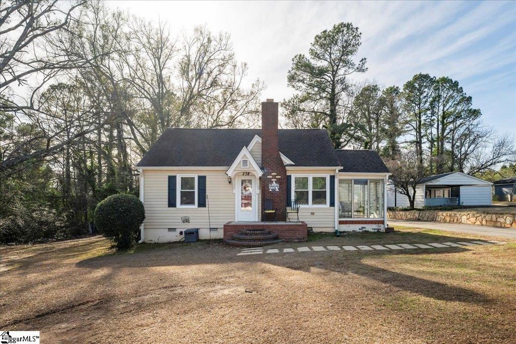 238 California Avenue, Spartanburg, SC 29303