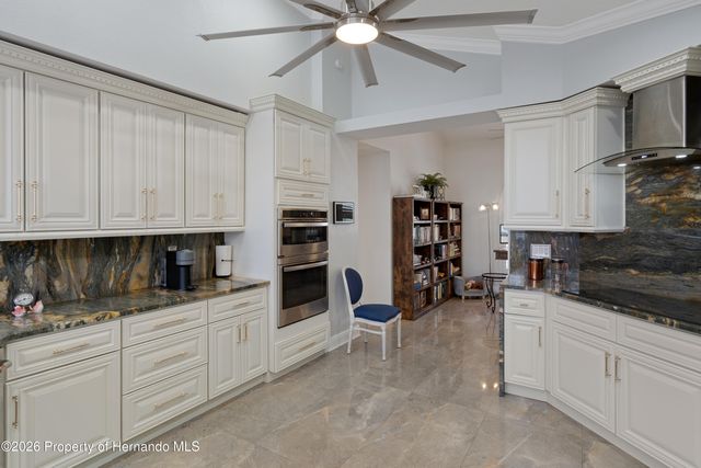 431 Hampshire Avenue, Spring Hill, FL 34606