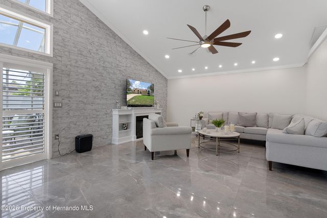 431 Hampshire Avenue, Spring Hill, FL 34606