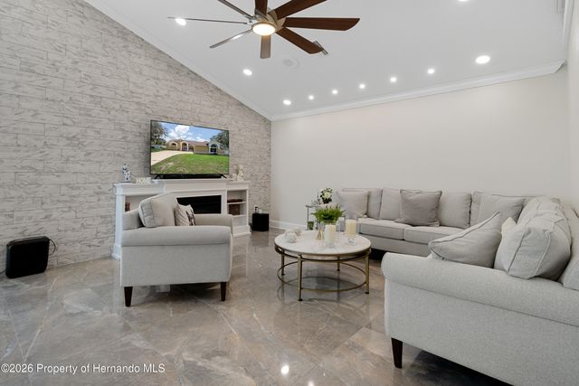 431 Hampshire Avenue, Spring Hill, FL 34606