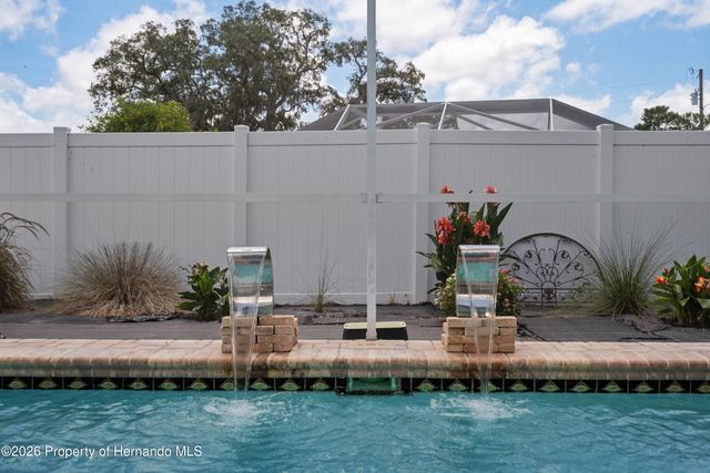 431 Hampshire Avenue, Spring Hill, FL 34606