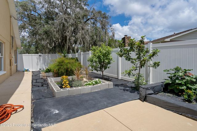 431 Hampshire Avenue, Spring Hill, FL 34606
