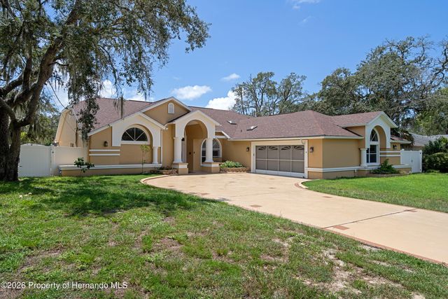 431 Hampshire Avenue, Spring Hill, FL 34606