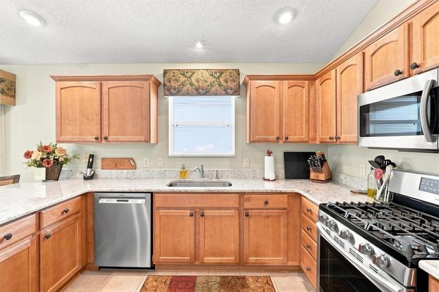 1674 GOVAN PLACE, The Villages, FL 32162