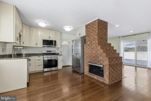 5412 NUTTING DR, Springfield, VA 22151