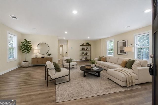 131 Holly Rd NW, Atlanta, GA 30314