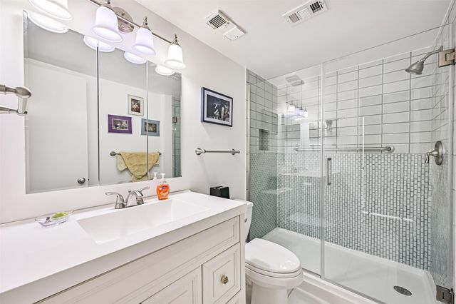 7310 Seawall Boulevard 705, Galveston, TX 77551