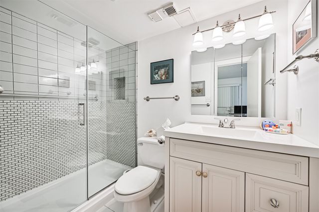 7310 Seawall Boulevard 705, Galveston, TX 77551