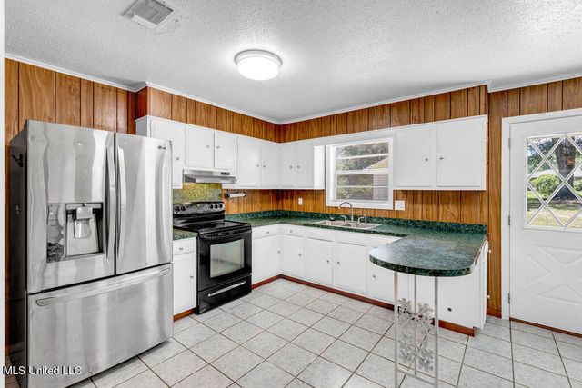14137 Dundeewood Road, Biloxi, MS 39532