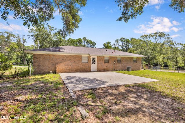 14137 Dundeewood Road, Biloxi, MS 39532