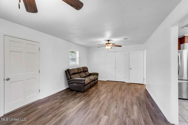 14137 Dundeewood Road, Biloxi, MS 39532