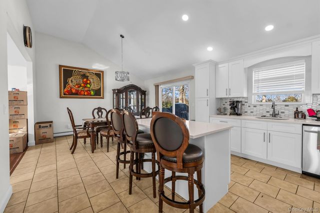 19 Summit, Farmingville, NY 11738