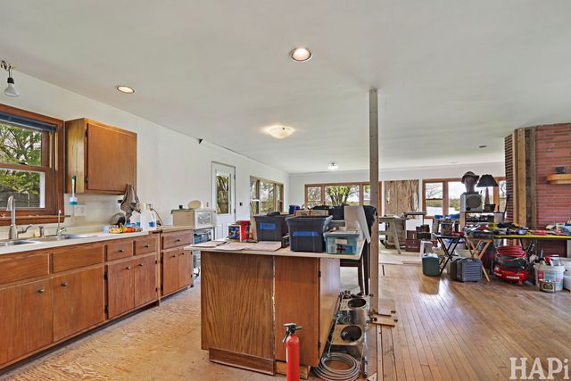 654 Harvard Avenue, Barrington, IL 60010