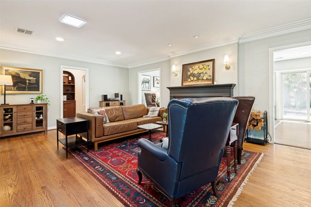 1420 Junior Drive, Dallas, TX 75208
