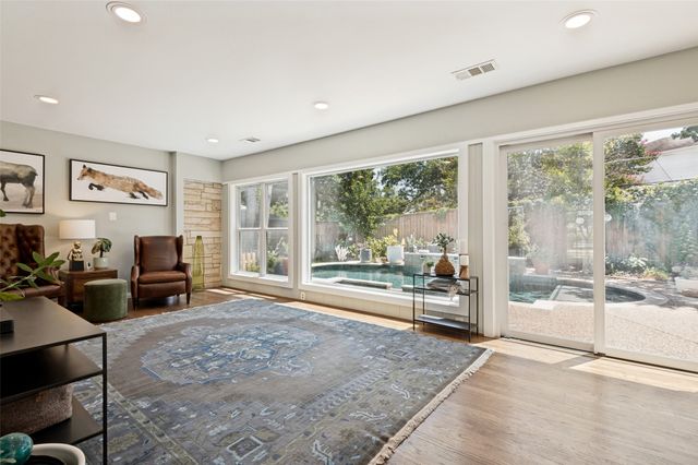 1420 Junior Drive, Dallas, TX 75208
