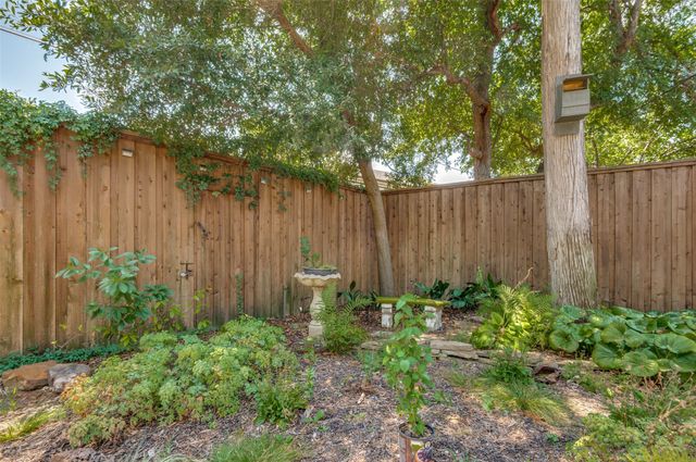 1420 Junior Drive, Dallas, TX 75208
