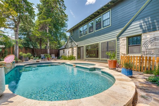 1420 Junior Drive, Dallas, TX 75208