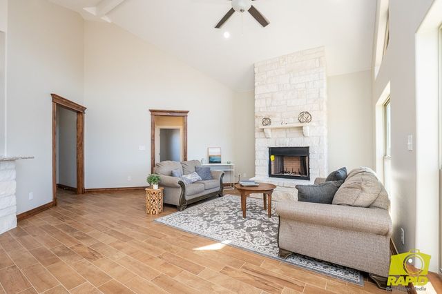 9547 Grey Wolf Lane, San Angelo, TX 76901